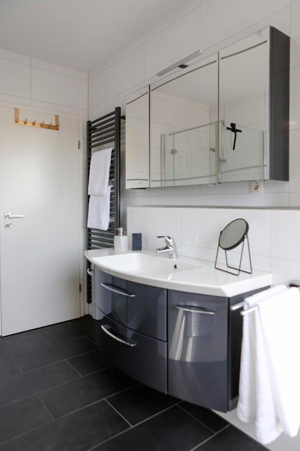 Lumen Homes - Design-Apt. Nahe Audi Und Altstadt, 3 Zimmer, Netflix インゴルシュタット エクステリア 写真