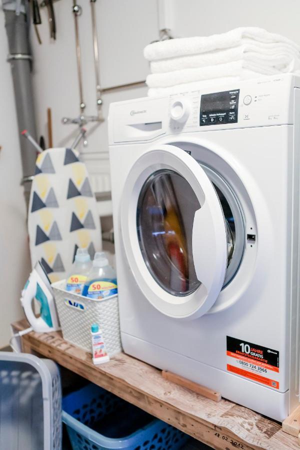 Lumen Homes - Design-Apt. Nahe Audi Und Altstadt, 3 Zimmer, Netflix インゴルシュタット エクステリア 写真