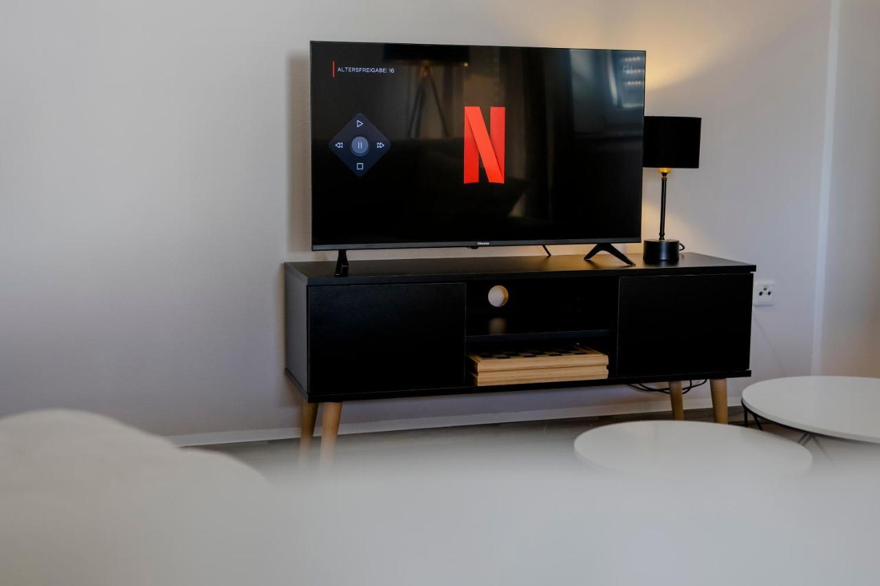 Lumen Homes - Design-Apt. Nahe Audi Und Altstadt, 3 Zimmer, Netflix インゴルシュタット エクステリア 写真